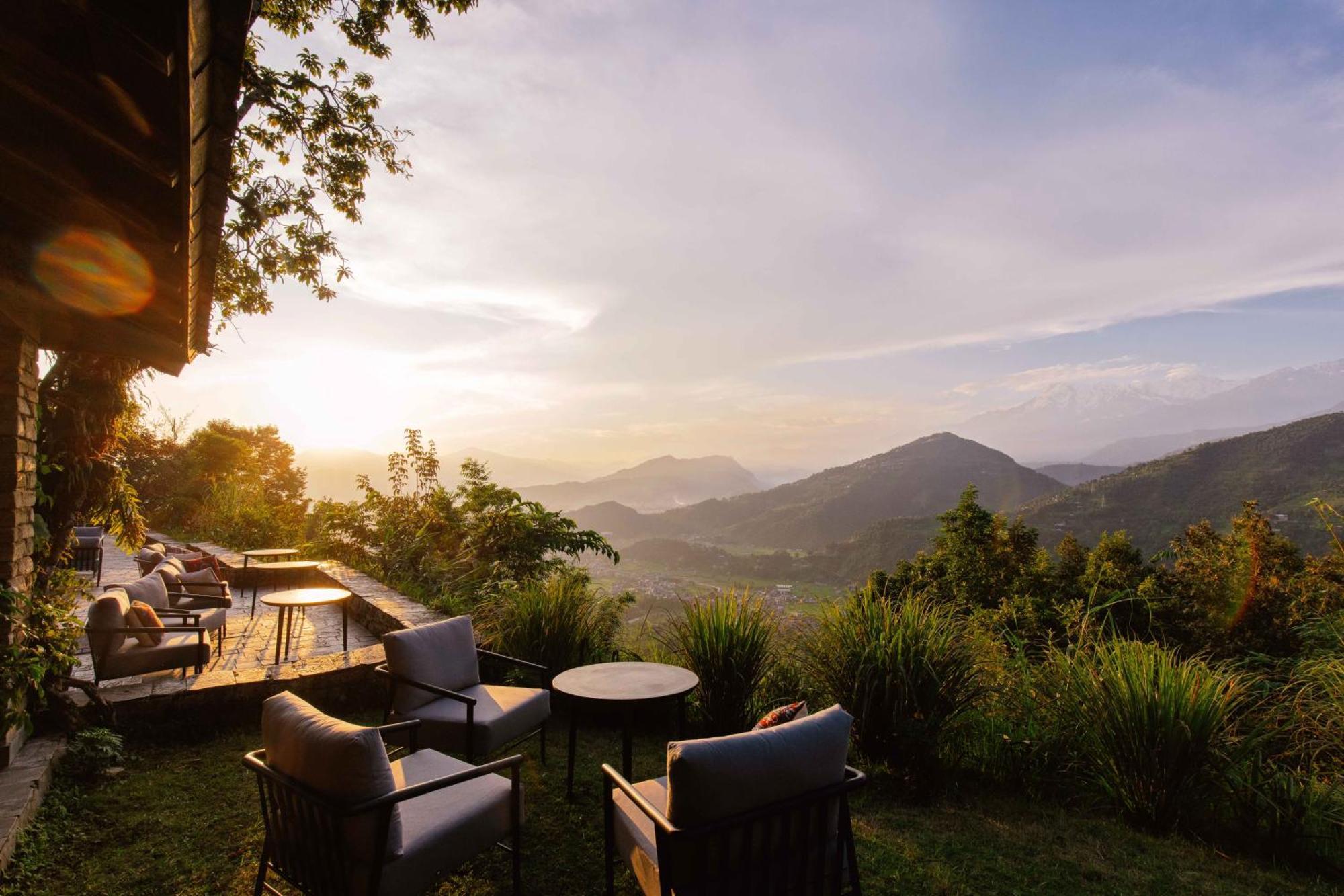 Tiger Mountain Pokhara Lodge Buitenkant foto