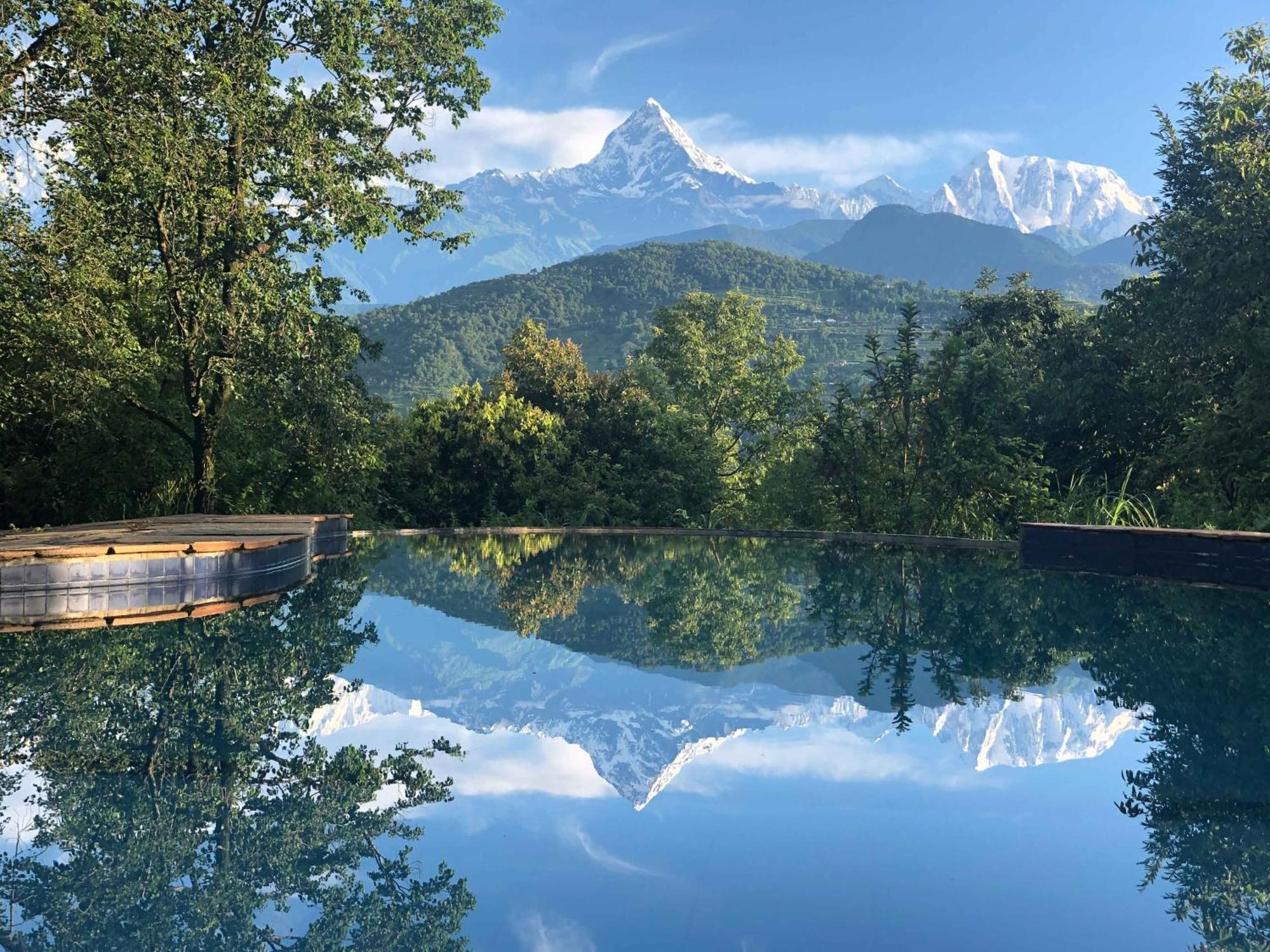 Tiger Mountain Pokhara Lodge Buitenkant foto